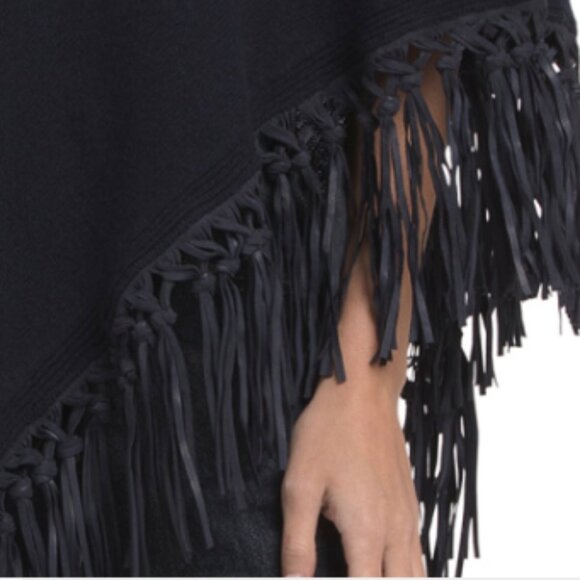 TESMA Cashmere Blend Poncho With Suede Fringes - Picture 2 of 4